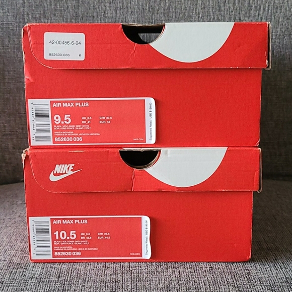 NIKE - AIR MAX PLUS (Black Volt) - Picture 10 of 10